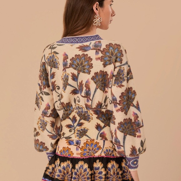 Farm Rio sweater - Picture 2 of 8